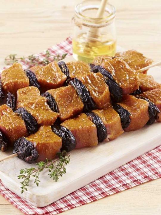 Brochette de porc aux pruneaux d'Agen marinée